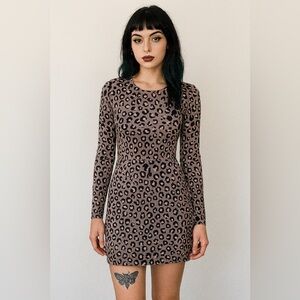 H&M Leopard Print Long Sleeve bodycon Dress – Size 12